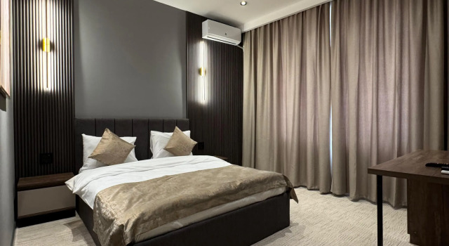 Семейный номер Superior с балконом Отель Twelve Inn