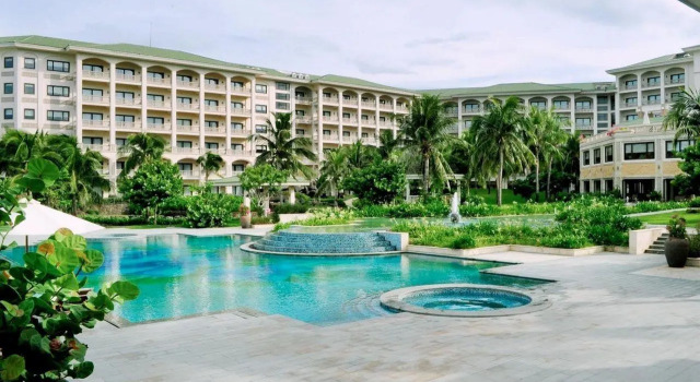 Отель Olalani Resort and Condotel, Забронировать Курортный отель Отели Дананга муниципалитета с парковкой, Парковка