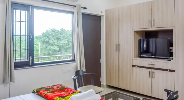 Двухместный номер Standard с балконом и с красивым видом из окна Отель Om Mansion Retreat Dehradun