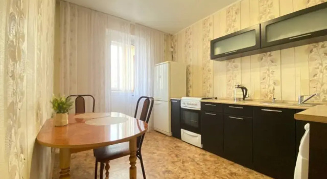 Uyutnaya I Svetlaya Flat, Prenota Appartamento Hotel economici a Tatarstan