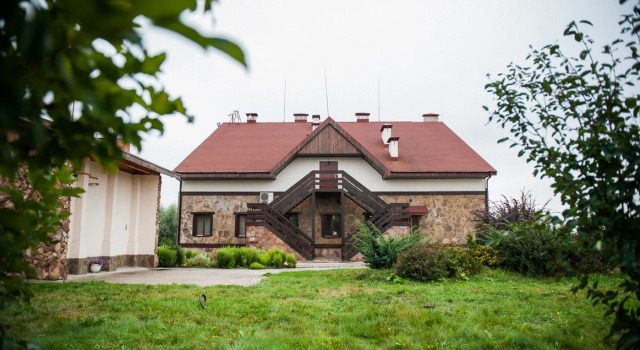Usad'ba Olshanoe Guest house, Prenota Base turistica Hotel a Central Russia con parcheggio, Parcheggio