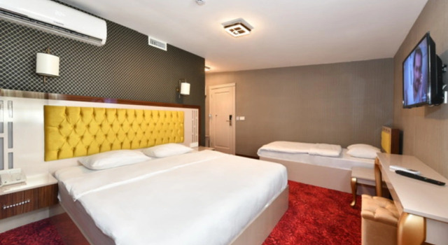 Трёхместный номер Standard с видом на город Sea Moon Hotel