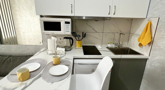 Svetlaya i Uyutnaya Studiya v Tsentre Goroda Flat, Rezervovat Apartmán Hotely v Bashkortostan s parkováním, Parkování