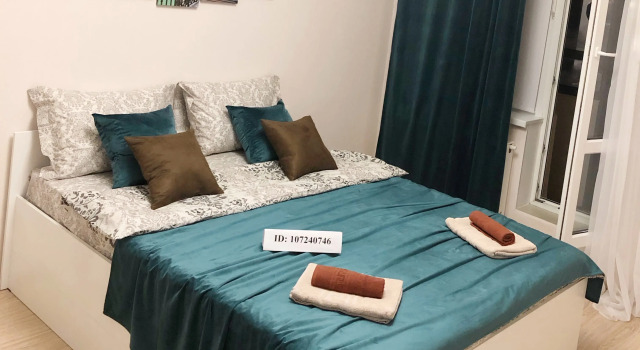 Crystal House Apartments