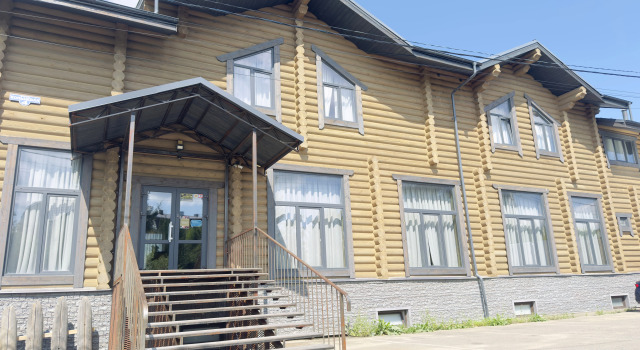 Ekos Guest House, Buchen Sie Pension Hotels in Oblast Moskau mit Parkplatz, Parkplätze