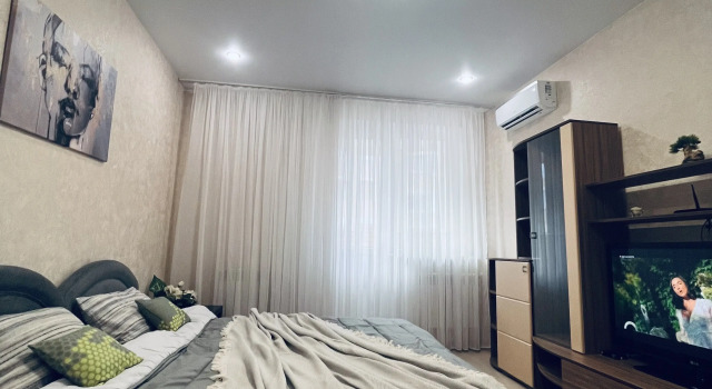 Квартира на бульваре Комарова 1Ес2