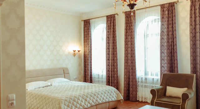Двухместный полулюкс с красивым видом из окна Бутик-отель ROYAL HOUSE