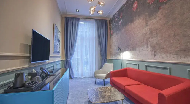 Отель Heritage Hotel & Suites
