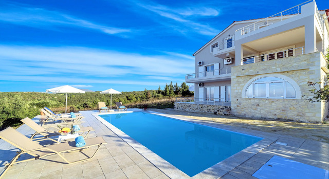 Вилла Cretan Family Villa Heated Pool, Забронировать Вилла Мелидони Центральный Крит