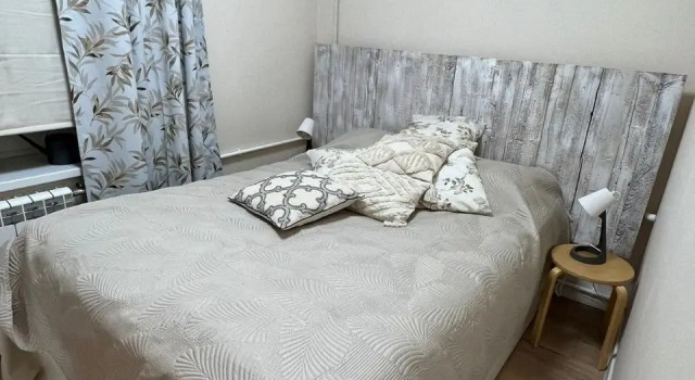 Trekhkomnatnaya V Tsentre Flat, Rezervovat Apartmán Hotely v Novgorodská oblast s parkováním, Parkování