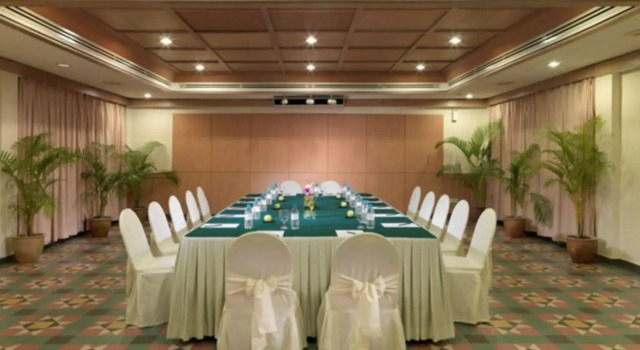 Курортный отель Holiday Villa Resort & Beachclub Langkawi