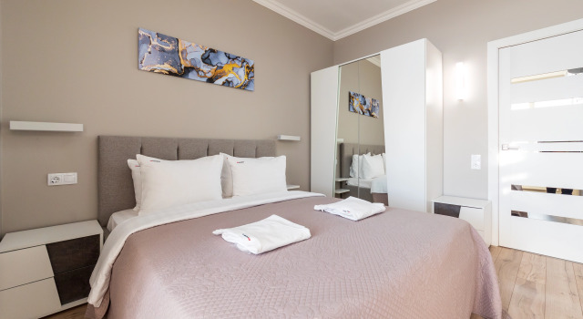 Апартаменты Red Apartments Атлант