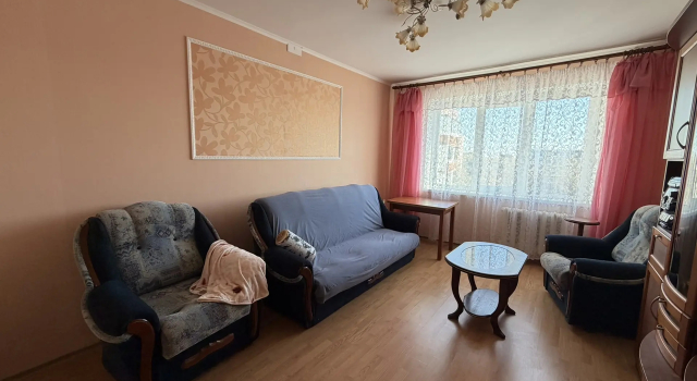Prostornaya Kvartira V Spalnom Rayone Flat, Rezervovat Apartmán Hotely v Novgorodská oblast s parkováním, Parkování