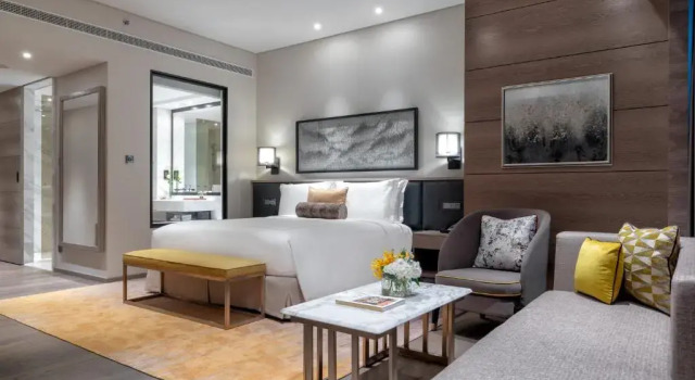 Двухместный люкс c 1 комнатой с балконом Taj Jumeirah Lakes Towers