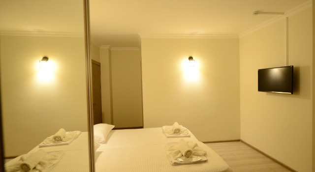 Двухместный номер Standard с балконом и с видом на город Hotel Aristocrat Batumi