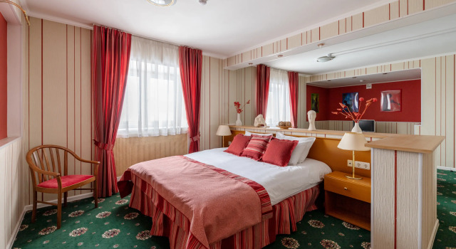 Dobbelt juniorsuite med byudsigt Aliot Hotel