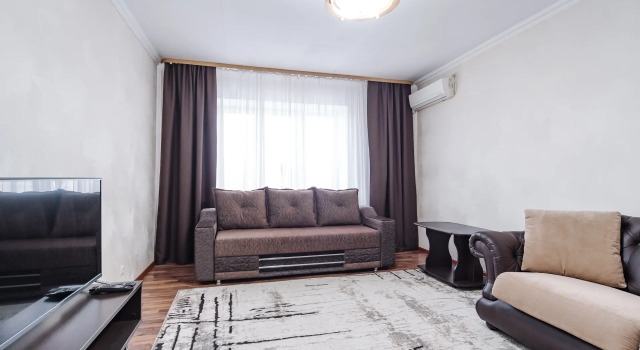 2-Kh Komnatnaya V Samom Tsentre Goroda Flat, Rezervovat Apartmán Hotely v Amurská s parkováním, Parkování