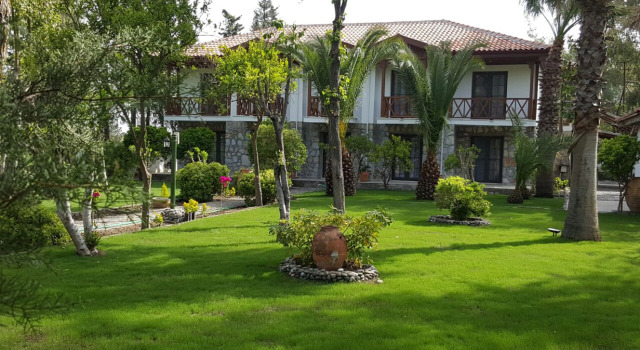 Dervi̇şhan Pension, Rezerwuj Pensjonat Hotele w Muğla z parkingiem, Parking