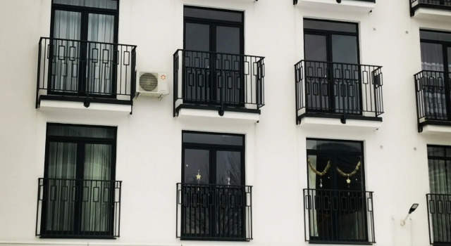 Uyutnye Okolo Morya Apartments