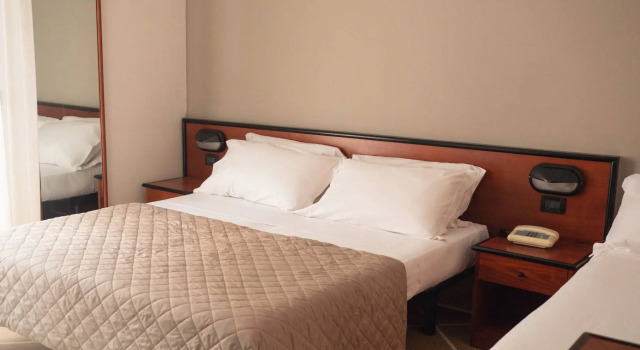 Двухместный номер Standard с балконом Lime Hotel