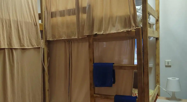 Кровать в общем номере (мужской номер) Меблированные комнаты Littlehotel