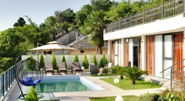 Sun Wine Hotel, Book Hotel Batumi 