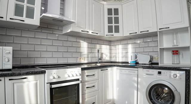 1-Komnatnye Apartamenty Black&white Ot Akvarel.flat Na Moskovskom Trakte Apartments, Réserver Appartement Tioumen 