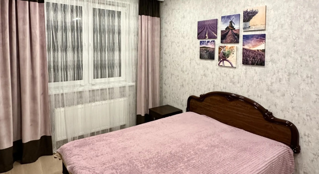 U Kremlya Tobolsk Radischeva 21Flat, Prenota Appartamento Hotel a Tyumen Region con parcheggio, Parcheggio