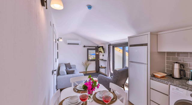 Трёхместные апартаменты Апартаменты Lobelya Suites