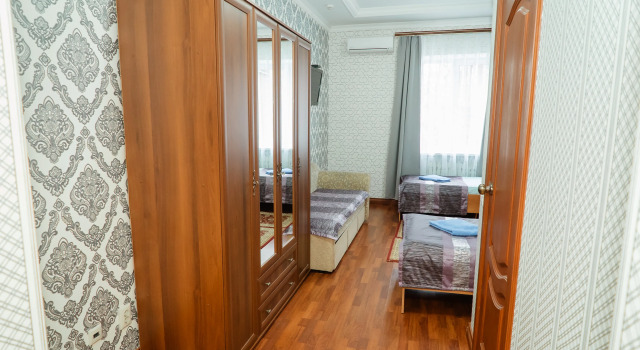 Трёхместный номер Standard Отель Корона