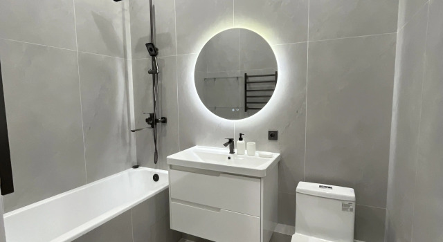 Krasivaya Uyutnaya Vozle Sayran Flat, Prenota Appartamento Hotel a Almaty con parcheggio, Parcheggio