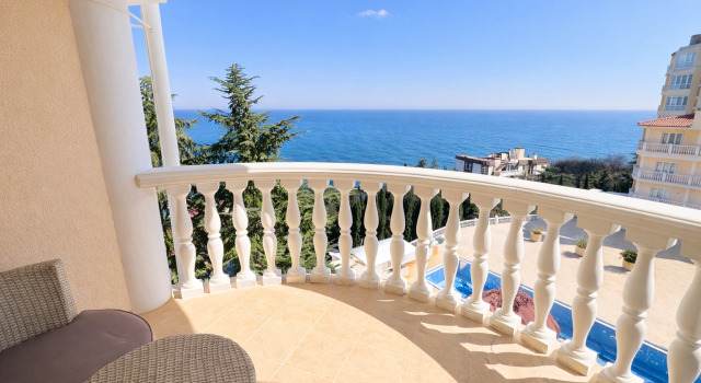 S Panoramnym Vidom Na More Apartments, Rezervovat Apartmán Alushta 
