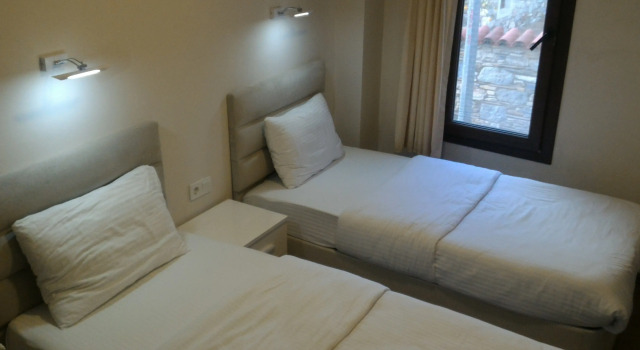 Двухместный номер Economy Ena Serenity Boutique Hotel