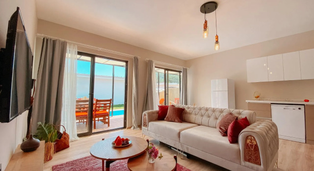 Вилла с 2 комнатами с балконом и с красивым видом из окна Отель Inn House Oludeniz
