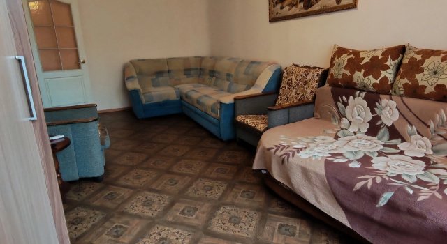 1-K. 35 M², 2 Krovati Flat, Réserver Appartement Hôtels à Pskov Region avec parking, Parking