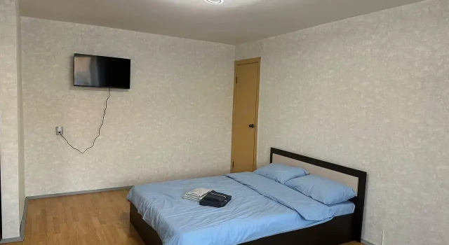Na Ulitse Smolina 42 Flat, Rezerwuj Apartament Hotele w Buryatia z parkingiem, Parking