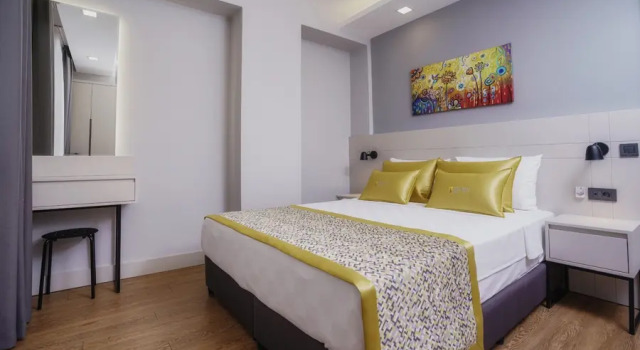 Семейный номер Superior с балконом и с видом на город Stile Suite Family Hotel