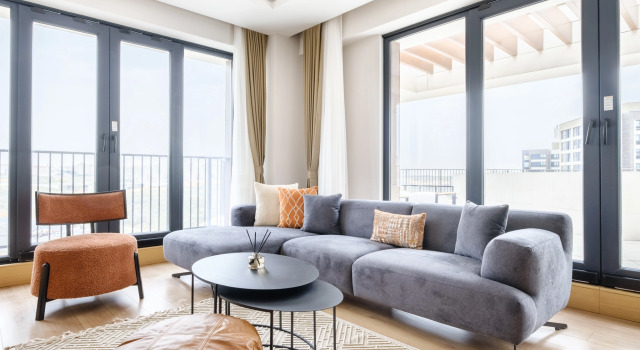 O podwyższonym standardzie apartament 1 sypialnia i balkonem i z widokiem Grand Residence by NewInn Apartments