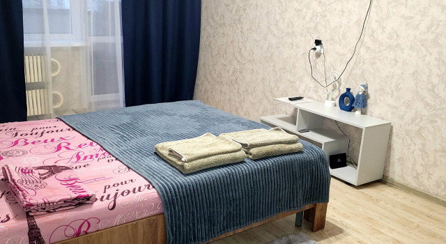 V Tsentre Goroda Flat, Prenota Appartamento  