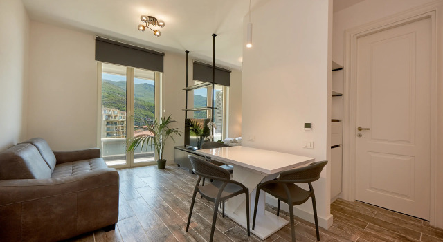 Студия с балконом и с красивым видом из окна Апарт-отель Skyline Resort