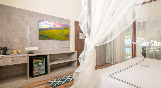 Семейный люкс Superior с балконом Курортный отель Sashas Holiday Village