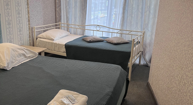 Standard triple famille chambre Khalva Hotel