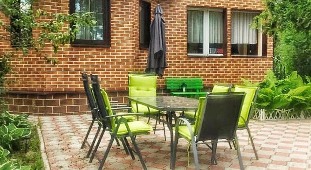 Welcome House Private house, Buchen Sie Ferienhaus Hotels in Oblast Moskau mit Parkplatz, Parkplätze