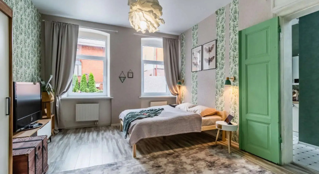 Sunduk Evropa v samom tsentre istoricheskoy chasti goroda Flat, Buchen Sie Ferienwohnung Tschernjachowsk Rajon Tschernjachowsk