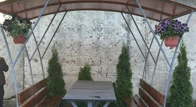 Свои Люди Hostel