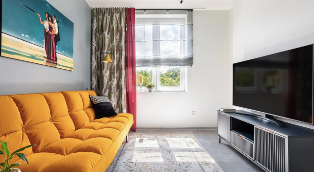 Odnokomnatnaya Dizaynerskaya BookingApart Briz u Ozera v Svetlogorske Flat, Book Lejlighed Hoteller i Kaliningrad oblast med parkering, Parkering