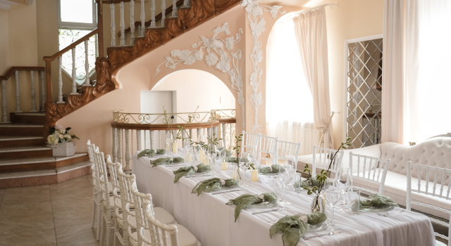 Anstar House Vatutinki Castle, Book Vacation Home  