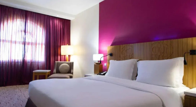 Çift kişilik küçük süit Radisson Blu Hotel, Muscat