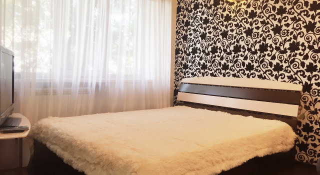 Na 8 Marta Apartments, Prenota Appartamento Bijsk 