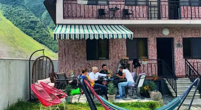 OISHE Boutique Hotel, Prenota Hotel Hotel a Mtkheta-Mtianeti con parcheggio, Parcheggio